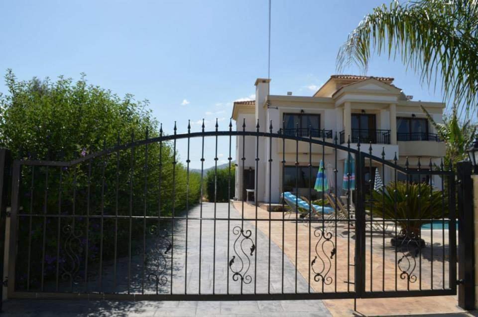 ארגאקה Dora' S Villa מראה חיצוני תמונה